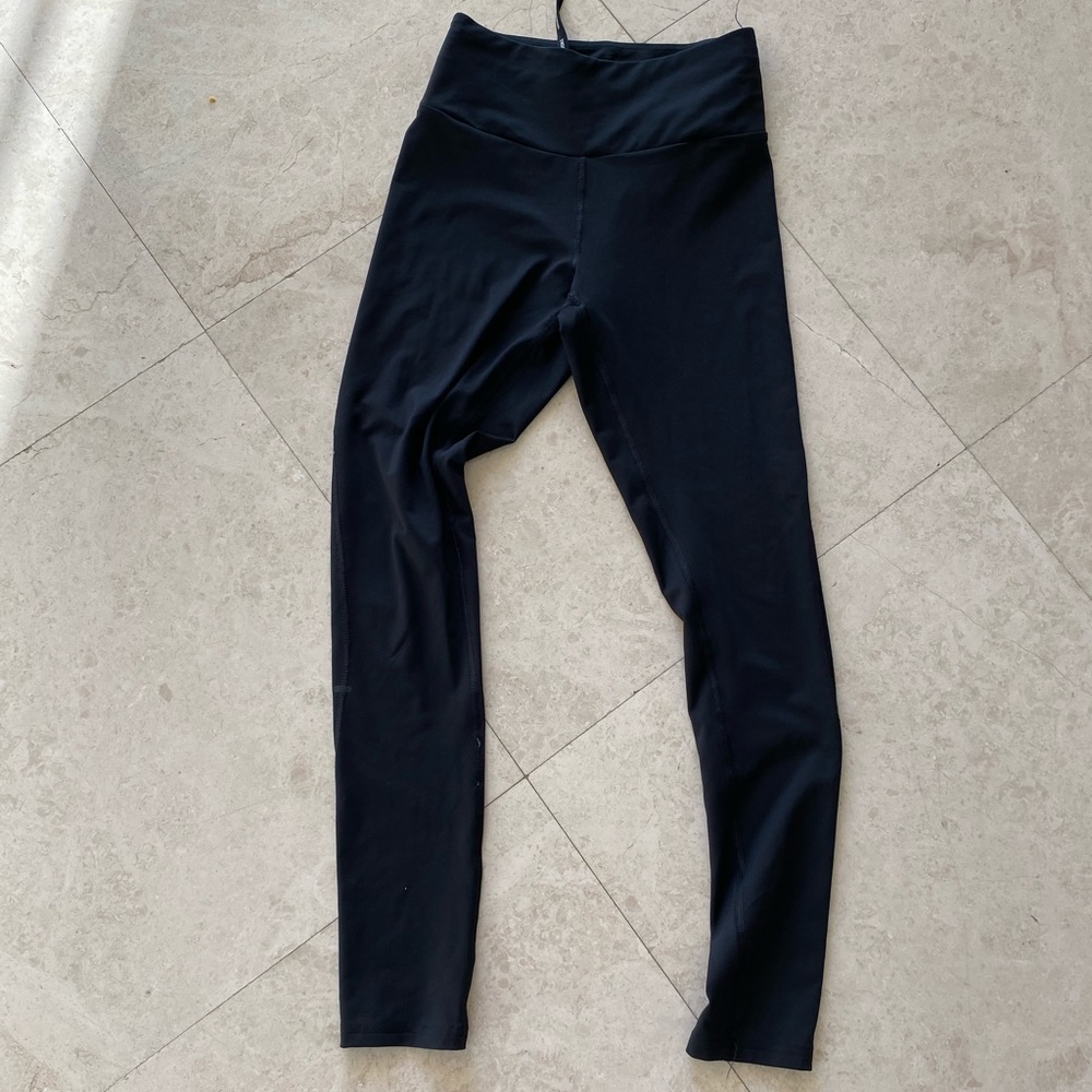 Black leggings